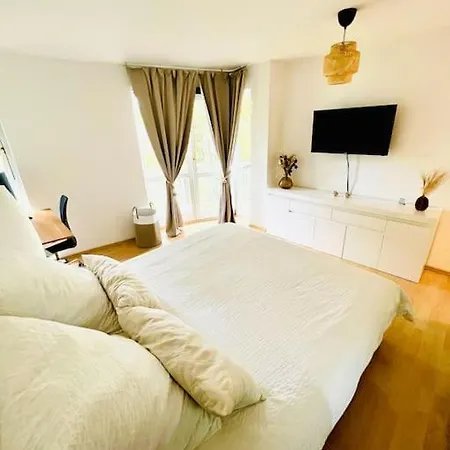 Oasis De Tranquilidad En Descubre Tu Alojamiento Perfecto En Zona Residencial Exclusiva Lejlighed *